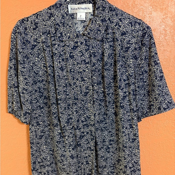 Norton McNaughton Navy and White Leaf Print Blouse - Picture 1 of 3